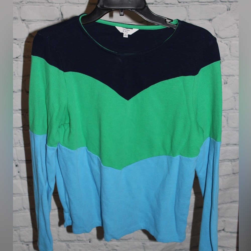 Crown & Ivy Sweater